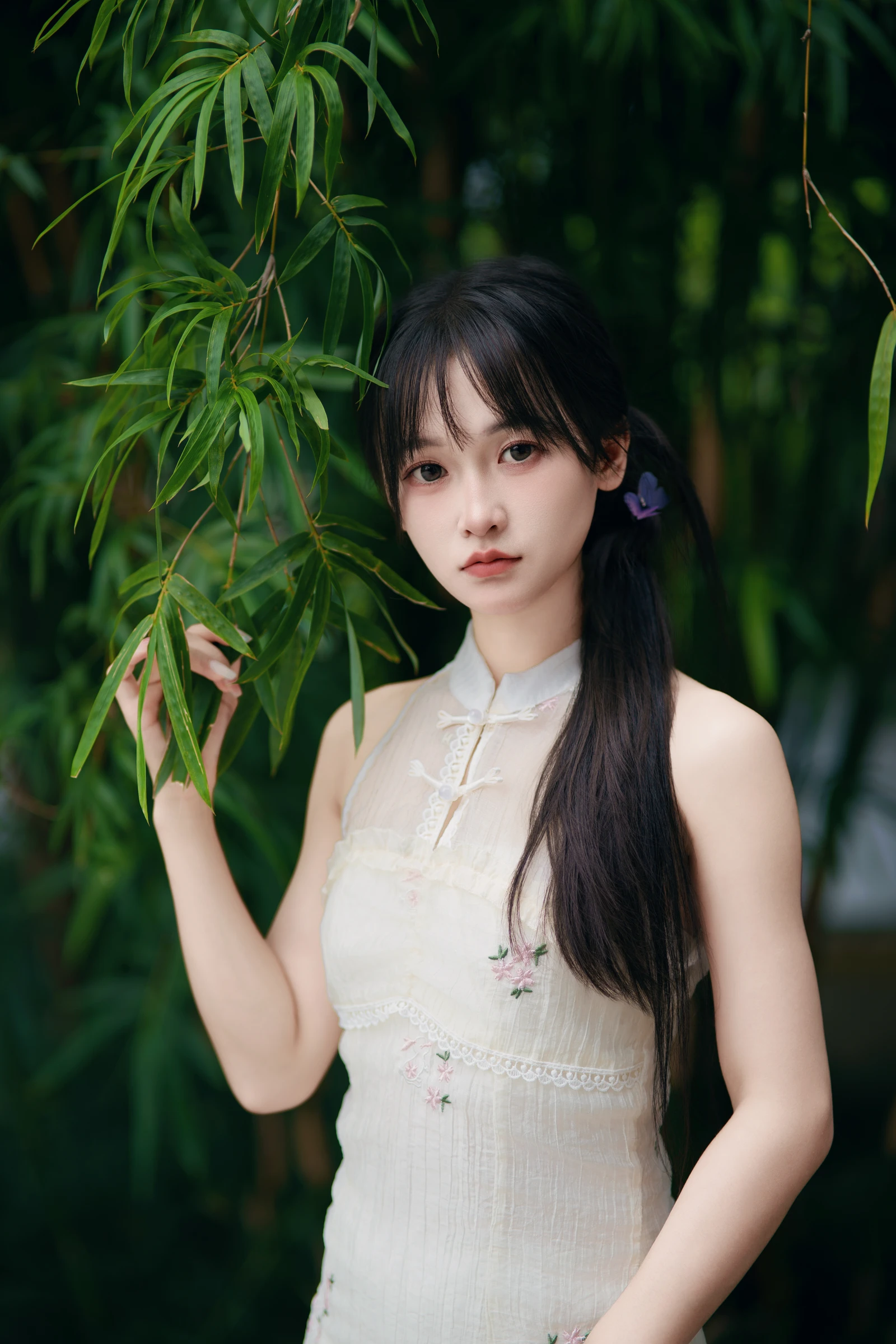 [YITUYU]艺图语-2024.10.21-牵丝戏-小小雨-[32P-898MB]-8.webp